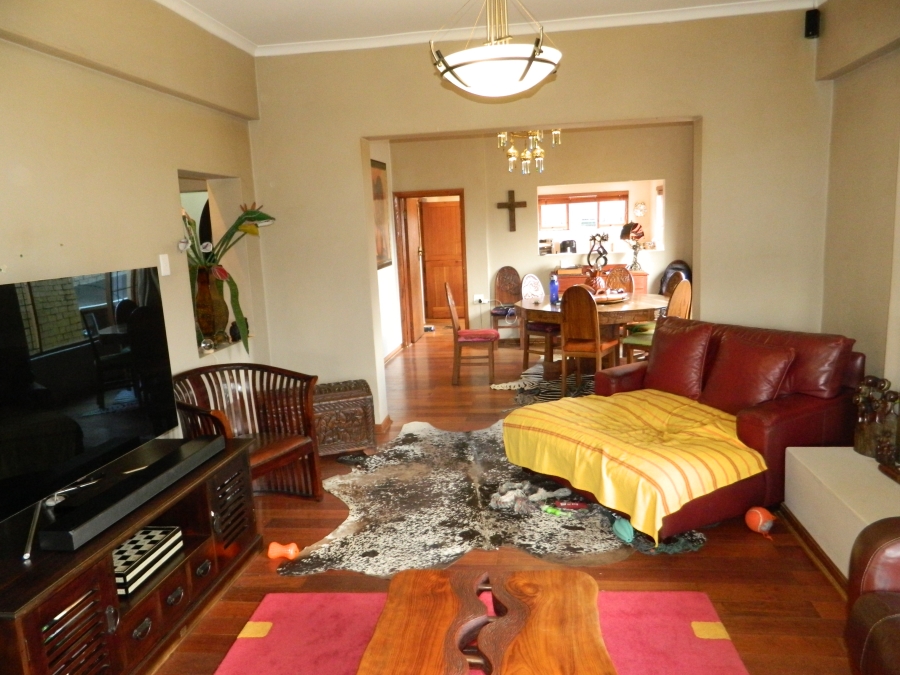 5 Bedroom Property for Sale in Wellington Central Western Cape